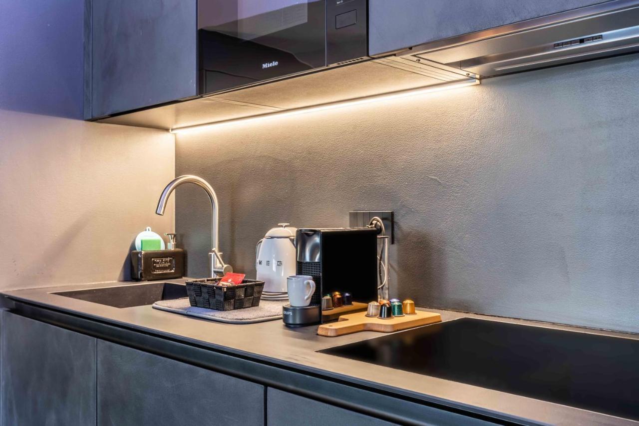 Quadrilatero Della Moda- Luxury Loft In The Heart Of The Fashion District Milan Bagian luar foto