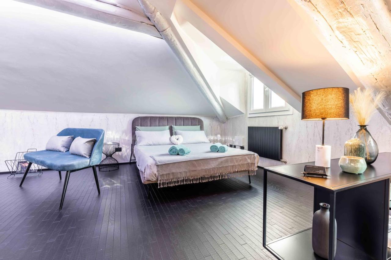 Quadrilatero Della Moda- Luxury Loft In The Heart Of The Fashion District Milan Bagian luar foto