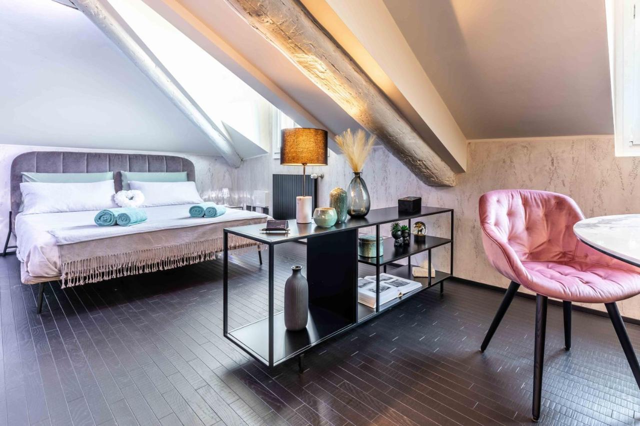 Quadrilatero Della Moda- Luxury Loft In The Heart Of The Fashion District Milan Bagian luar foto